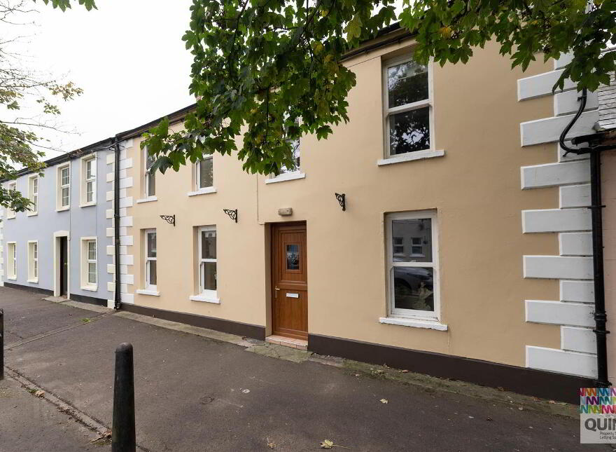 8 Castle Street, Killough, BT30 7QQ