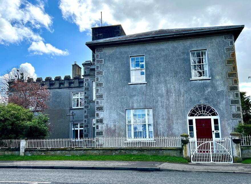 The Manor House, 15 Main Street, Eglinton, L'Derry, BT47 3AA