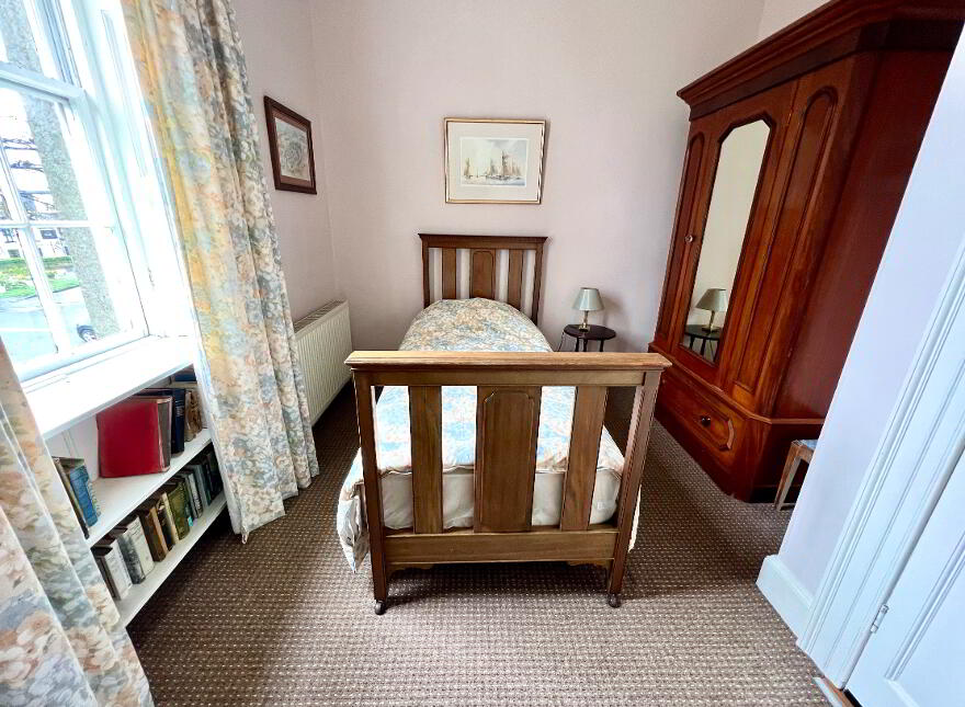 The Manor House, 15 Main Street, Eglinton, L'Derry, BT47 3AA