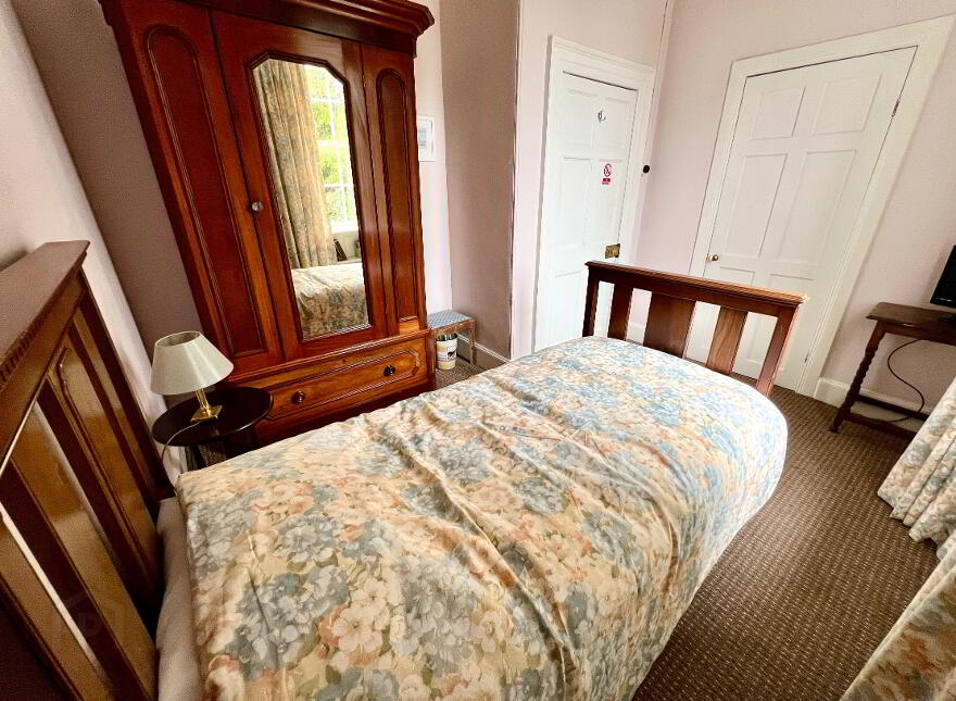 The Manor House, 15 Main Street, Eglinton, L'Derry, BT47 3AA
