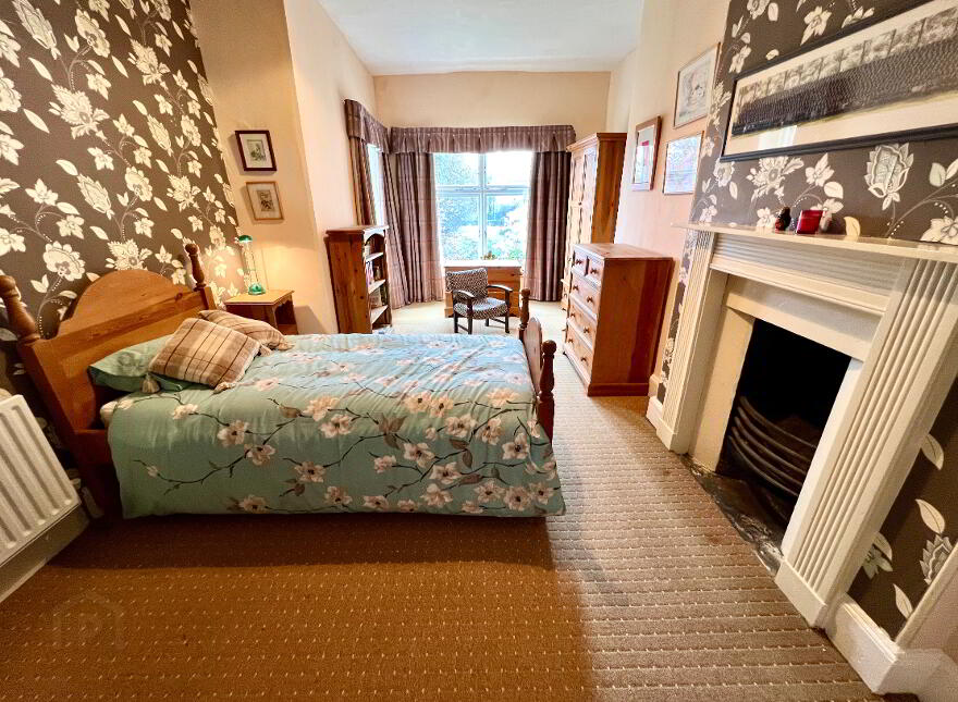 The Manor House, 15 Main Street, Eglinton, L'Derry, BT47 3AA