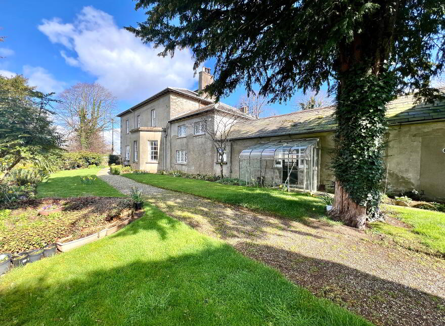 The Manor House, 15 Main Street, Eglinton, L'Derry, BT47 3AA