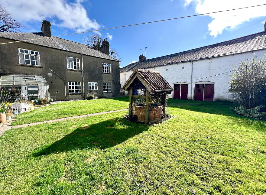 The Manor House, 15 Main Street, Eglinton, L'Derry, BT47 3AA