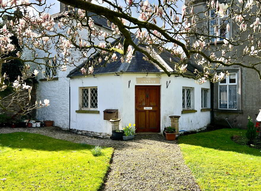 The Manor House, 15 Main Street, Eglinton, L'Derry, BT47 3AA