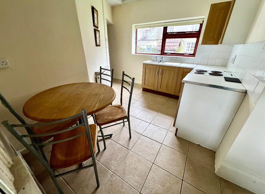 The Manor House, 15 Main Street, Eglinton, L'Derry, BT47 3AA