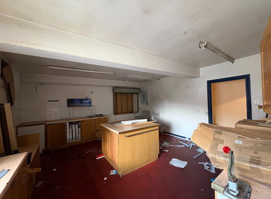 222 Shankill Road, Belfast, BT13 2BJ
