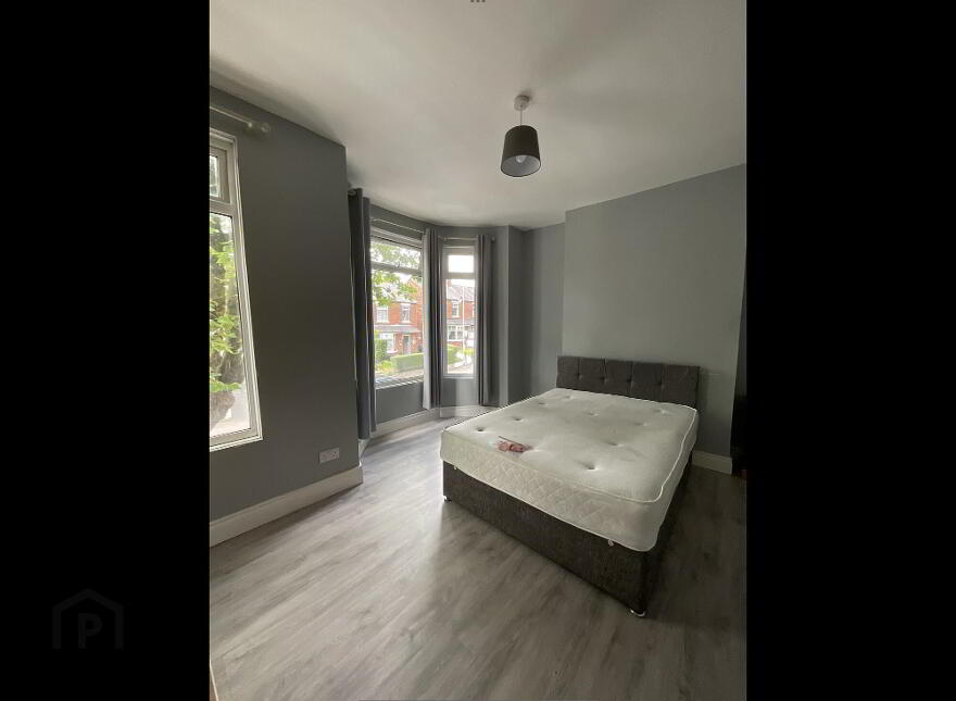 Room 2 Shared House, 123 Alexandra Park Avenue, Belfast, BT15 3GB