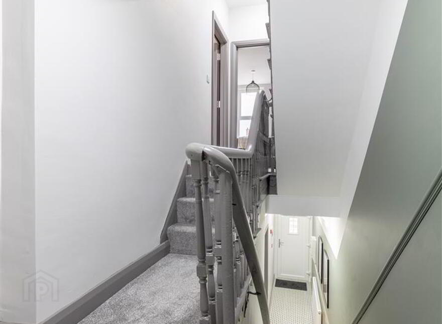 Rm 1 & 4, 300 Beersbridge Road, Belfast, BT5 5DY