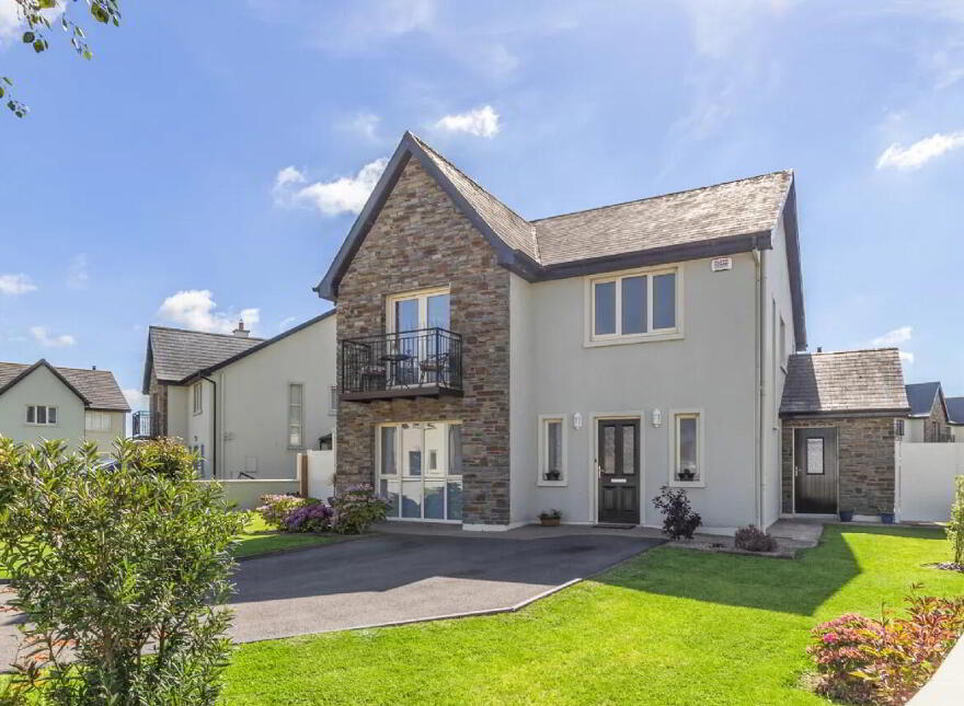 4 Pairc An Aonaigh, Bruach Abhainn, Mogeely, P25Y8W7