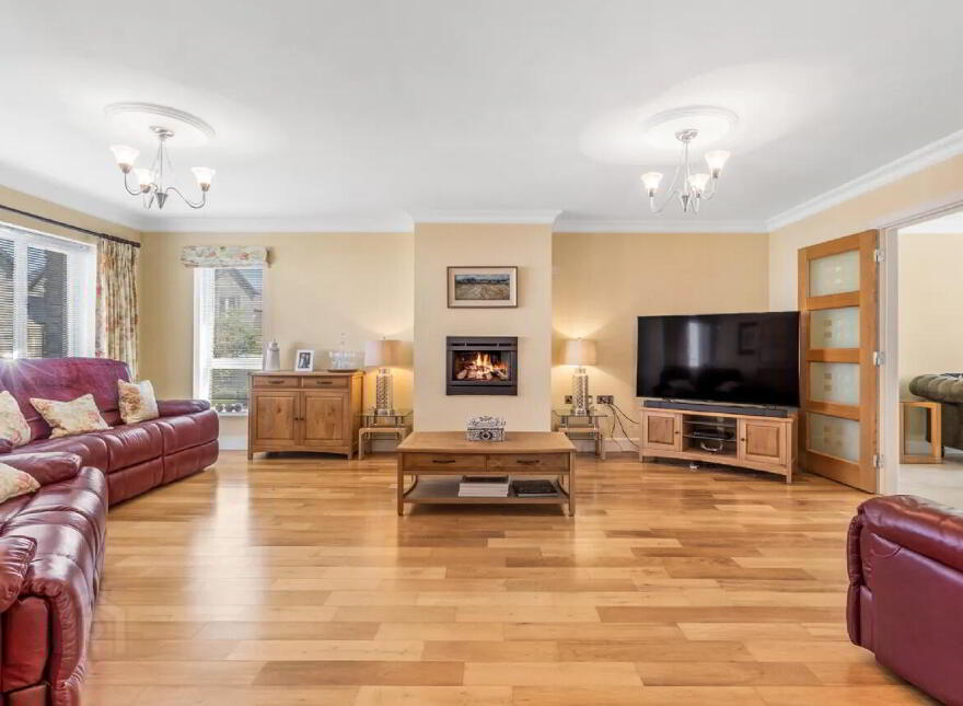 4 Pairc An Aonaigh, Bruach Abhainn, Mogeely, P25Y8W7