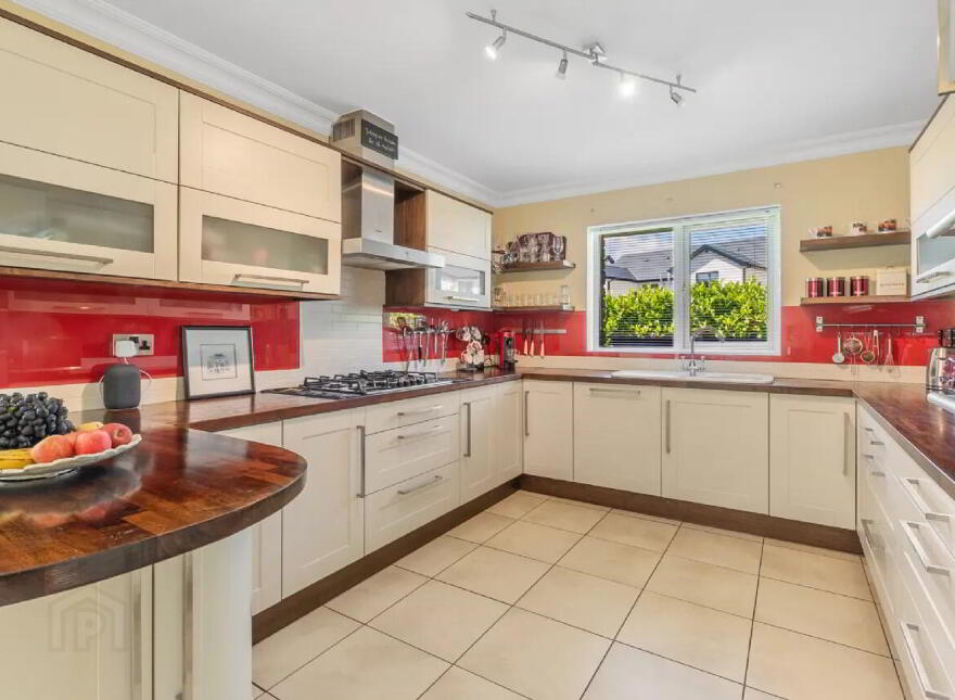 4 Pairc An Aonaigh, Bruach Abhainn, Mogeely, P25Y8W7