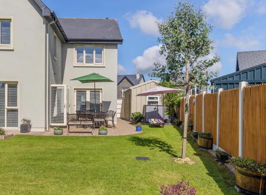 4 Pairc An Aonaigh, Bruach Abhainn, Mogeely, P25Y8W7