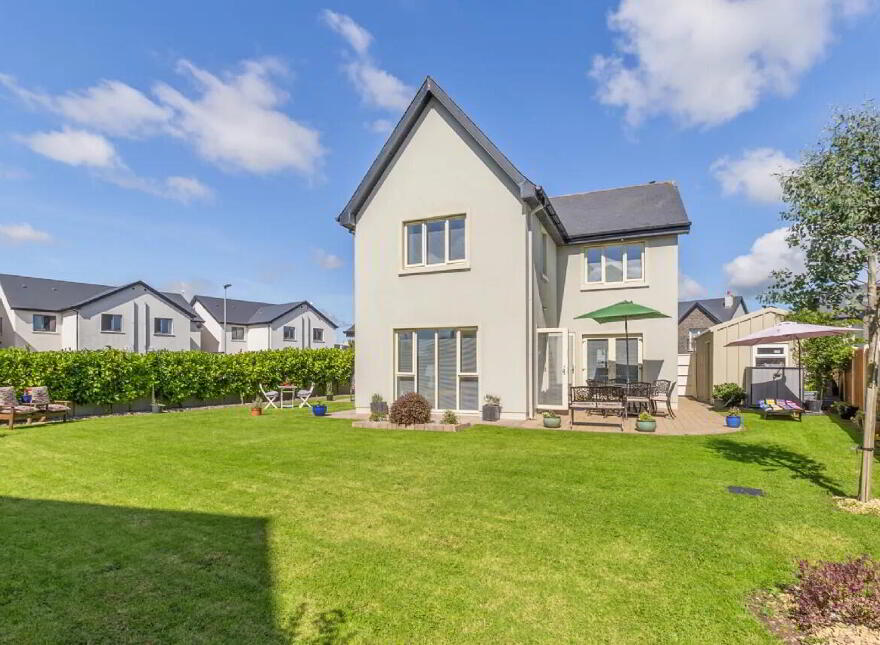 4 Pairc An Aonaigh, Bruach Abhainn, Mogeely, P25Y8W7