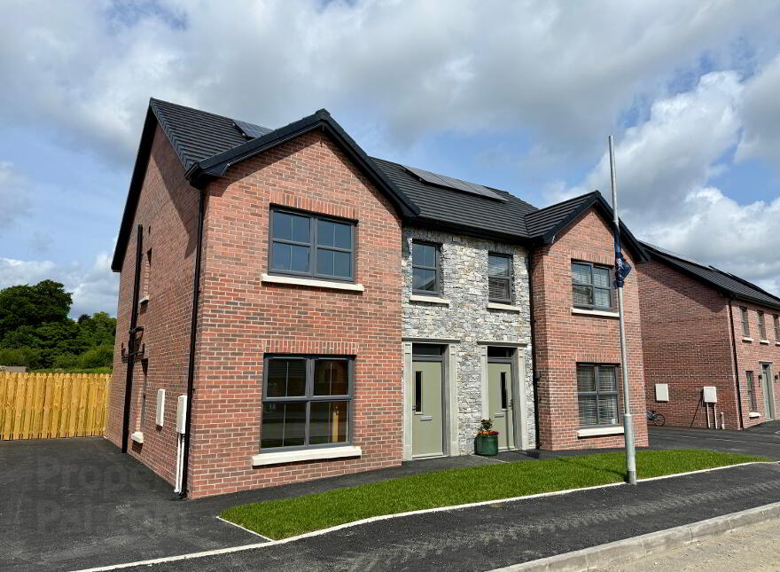 The Cambric, Linen Grove, Drumahoe Road, L'Derry photo