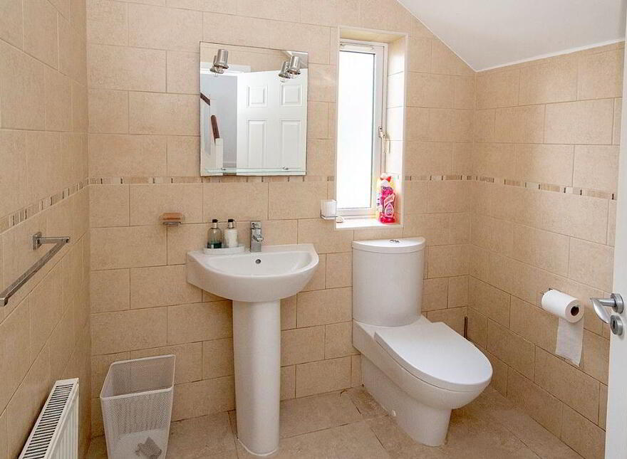 6 Na Céithre Goitre, An Rinn, Dungarvan