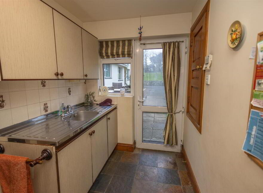 75 Dromara Road, Dundrum, Newcastle, BT33 0NS