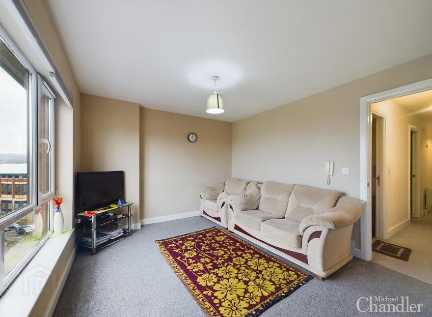 706 College Central, 4 College Avenue, Belfast, BT1 6BD