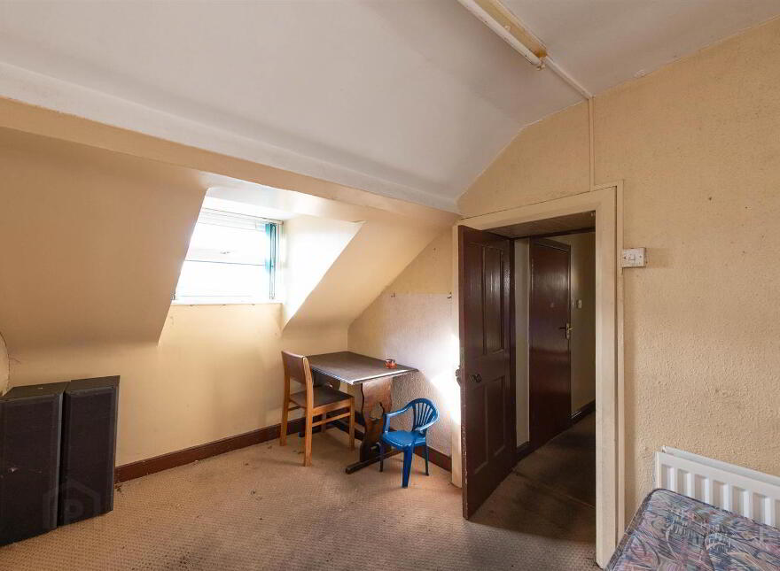 25 High Street, Ballynahinch, BT24 8AB