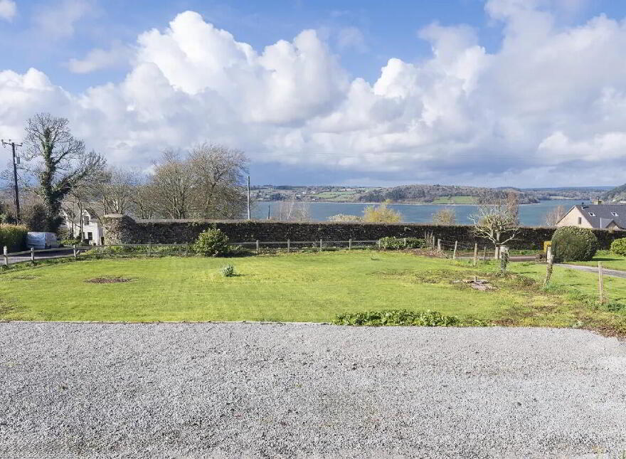 Church Road, Upper, Aghada, P25YK88