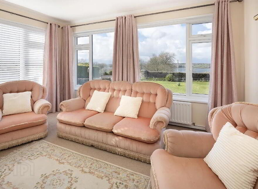 Church Road, Upper, Aghada, P25YK88