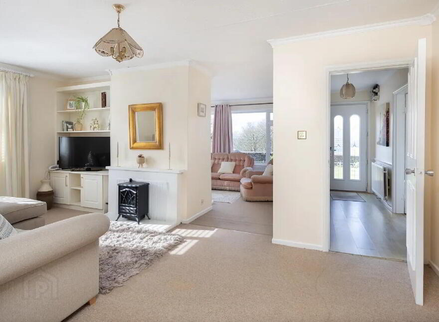 Church Road, Upper, Aghada, P25YK88