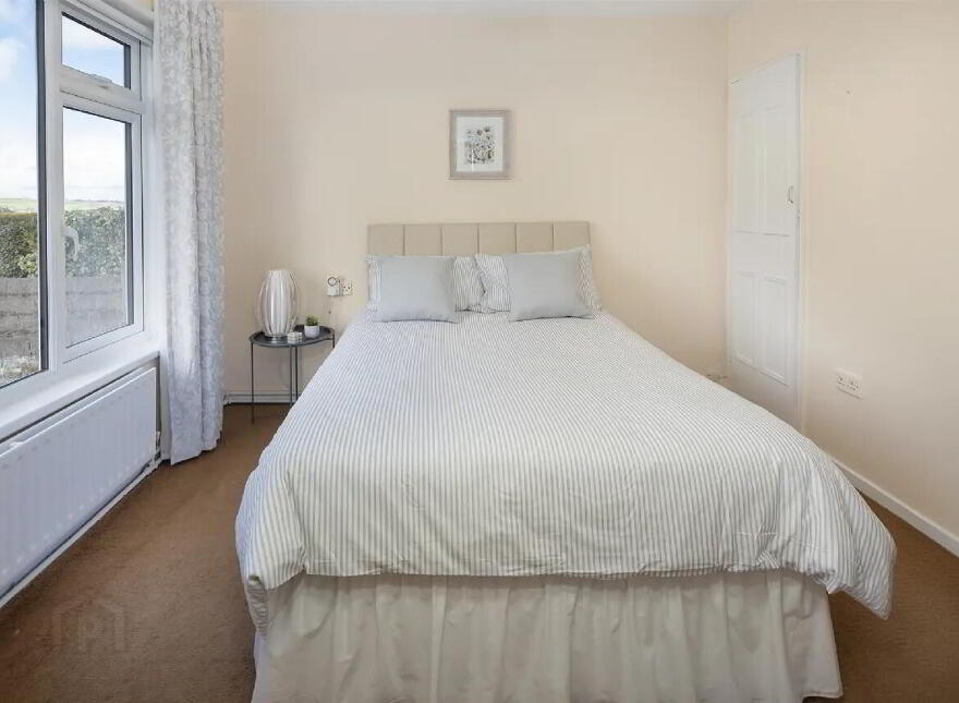 Church Road, Upper, Aghada, P25YK88
