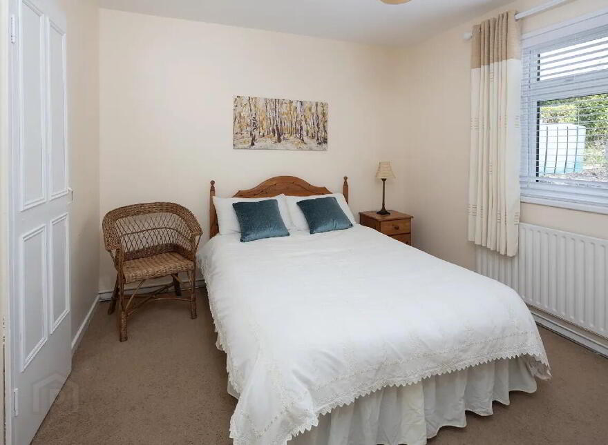 Church Road, Upper, Aghada, P25YK88