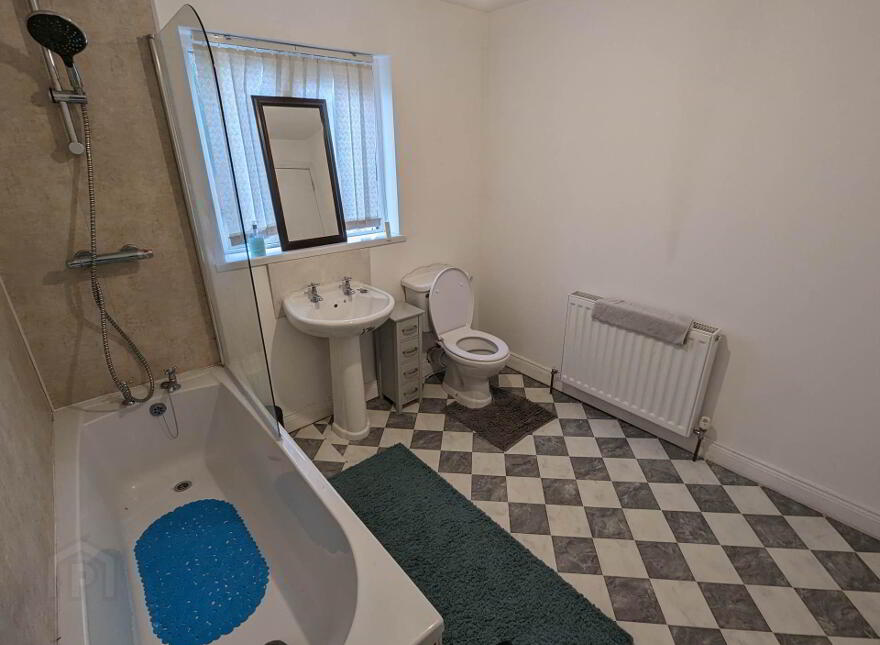 3 St. Patricks Terrace, Lisnaskea, Enniskillen, BT92 0JY