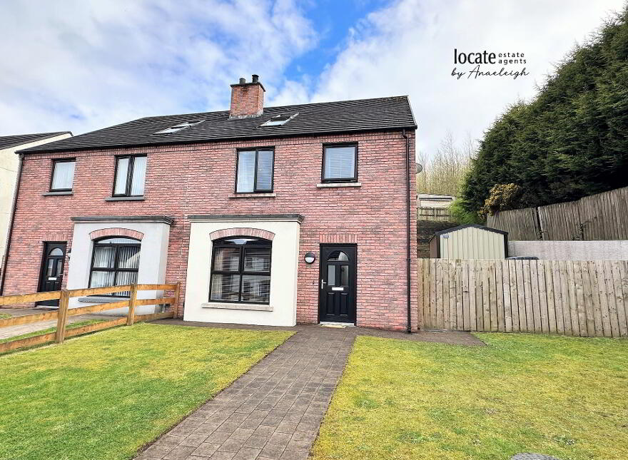 10 Woodland Chase, Waterside, Derry, BT47 2FH photo