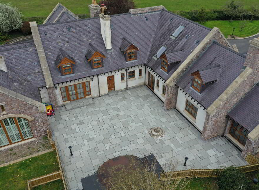 310 Tandragee Road, Portadown, Craigavon, BT62 3RB