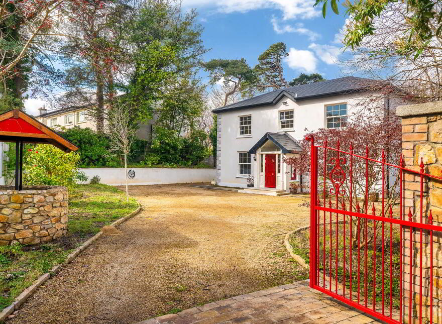 Glenlucan Lodge, Glenlucan Court, Killarney Road, County, Bray, A98E9X2 photo