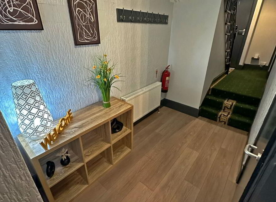 Room 5, Elimgrove St, Belfast, BT14 6LB