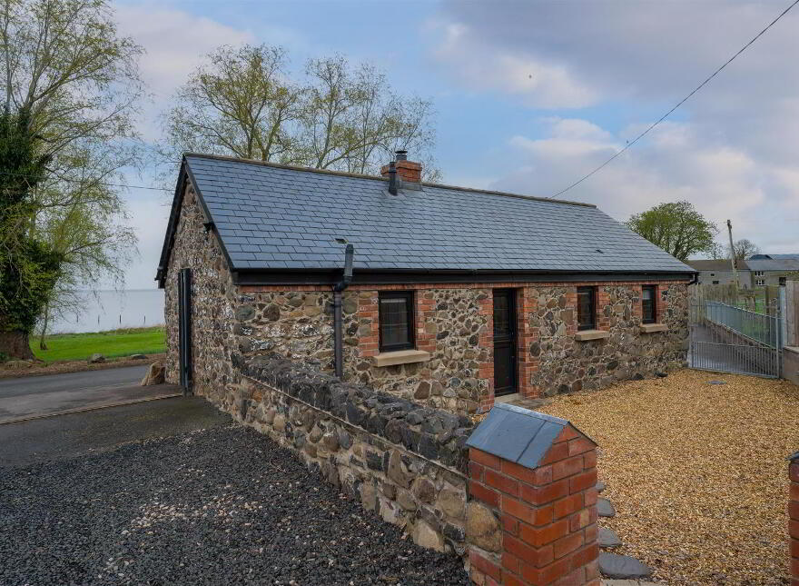43 Loughview Road, Crumlin, BT29 4RF