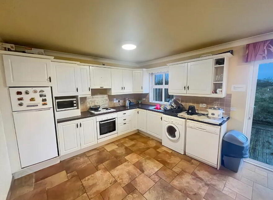 21-25 The Lodges, Dublin Road, Nenagh