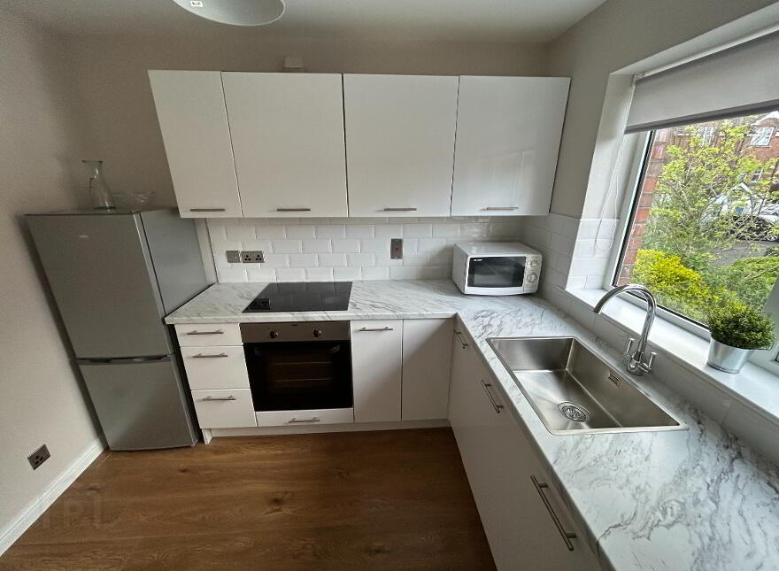 5 Ardenlee Green, Belfast, BT6 8QF