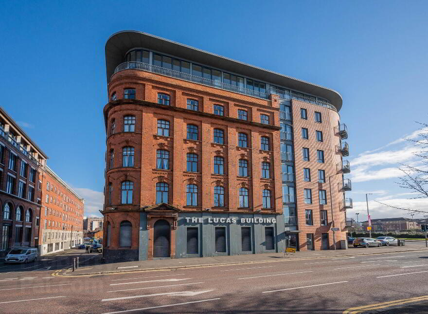 Apt 102, Lucas Building, Ormeau Avenue, Belfast, BT2 8HB photo