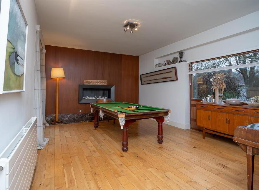 33 Broomhill Park, Belfast, BT9 5JB