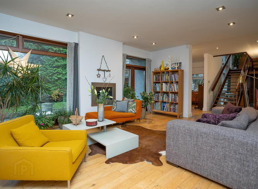 33 Broomhill Park, Belfast, BT9 5JB