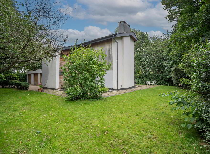 33 Broomhill Park, Belfast, BT9 5JB