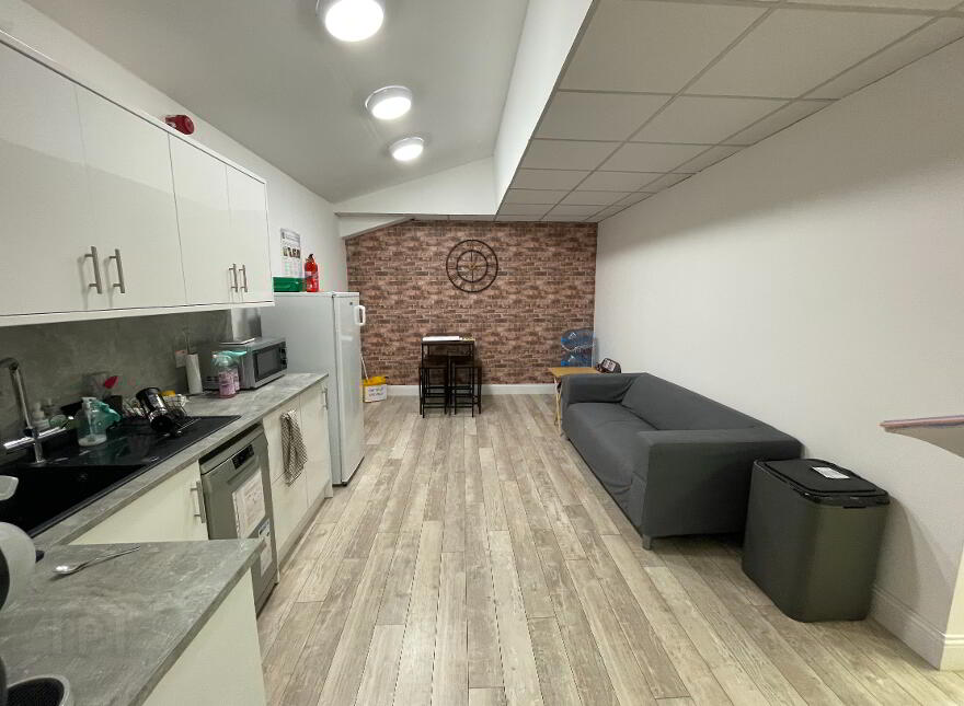 Unit 8 Olivia Centre, 373 Antrim Road, Glengormley, BT36 5EB