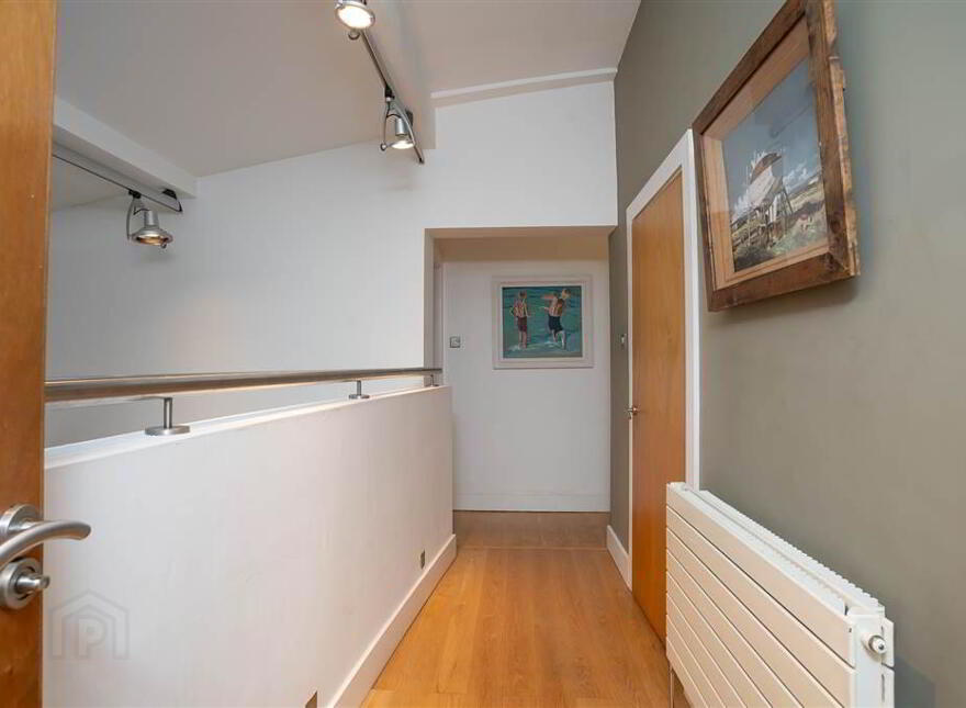 33 Broomhill Park, Malone, Belfast, BT9 5JB