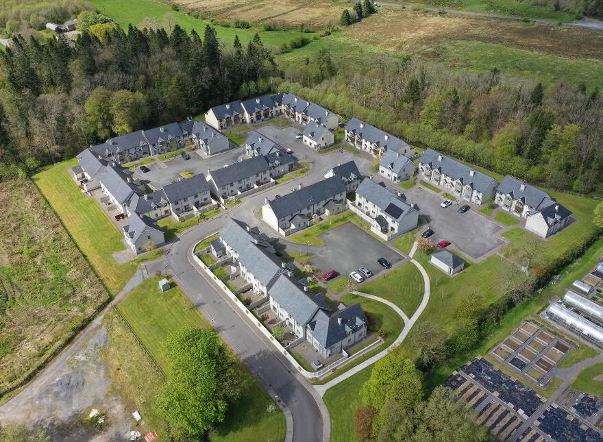 34 O'Carolan's Court, Kilronan, Ballyfarnon, Boyle, F52XY38