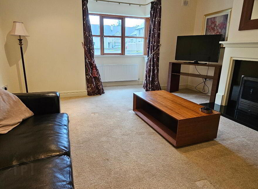 34 O'Carolan's Court, Kilronan, Ballyfarnon, Boyle, F52XY38
