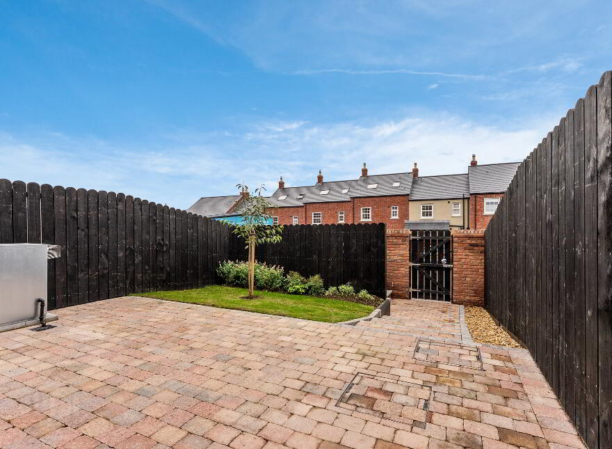 Sedgefield, Governors Gate Demesne, Ballynahinch Road, Hillsborough, BT26 6FE