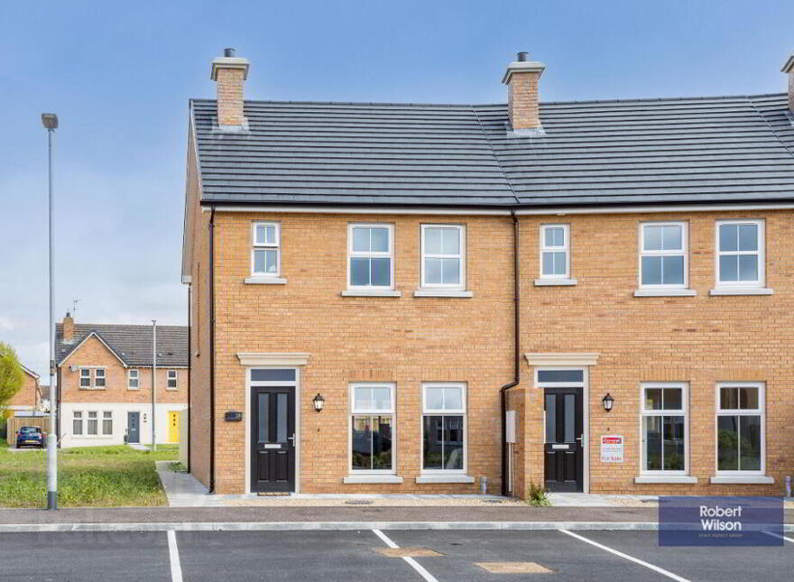 18 Charles Baron Terrace, Lurgan, BT66 7FX photo