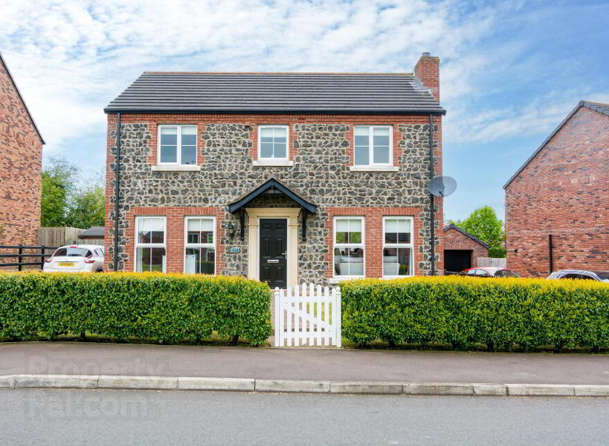 45 Forge Manor, Magheralin, BT67 0XP photo