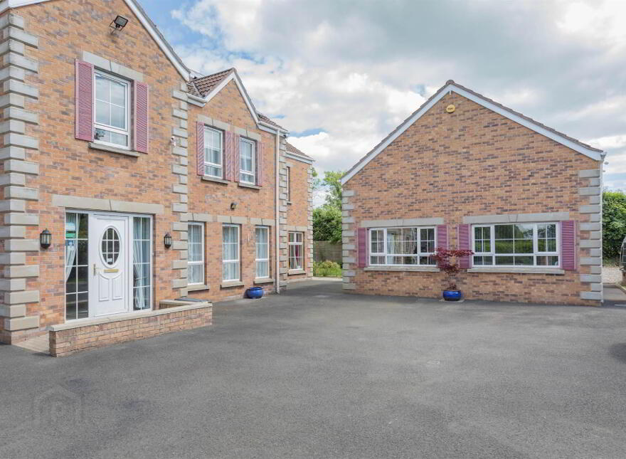 25 Killead Road, Aldergrove, Crumlin, BT29 4EL