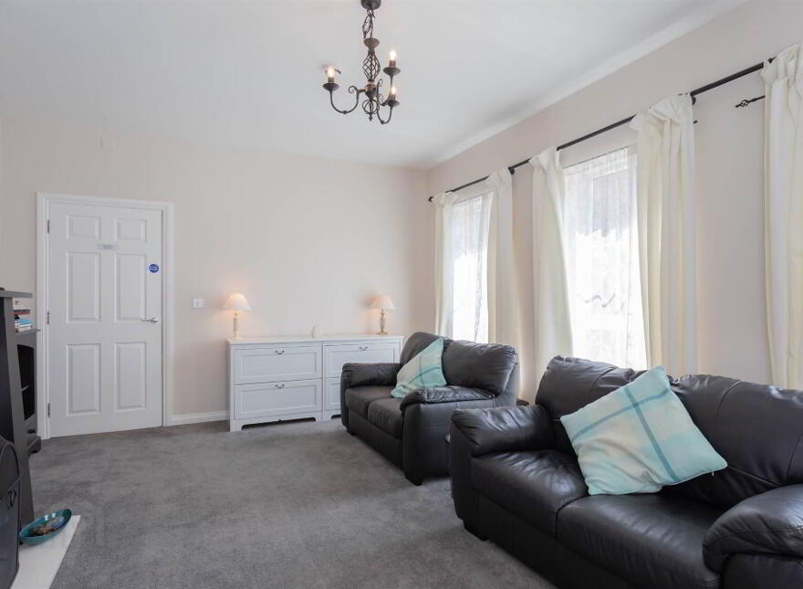 25 Killead Road, Aldergrove, Crumlin, BT29 4EL