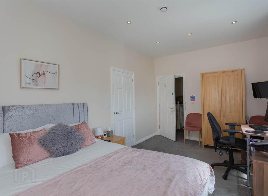 25 Killead Road, Aldergrove, Crumlin, BT29 4EL