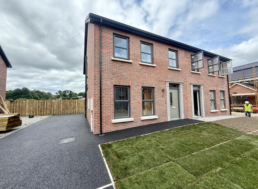 The Damask, Linen Grove, Drumahoe Road, L'Derry photo